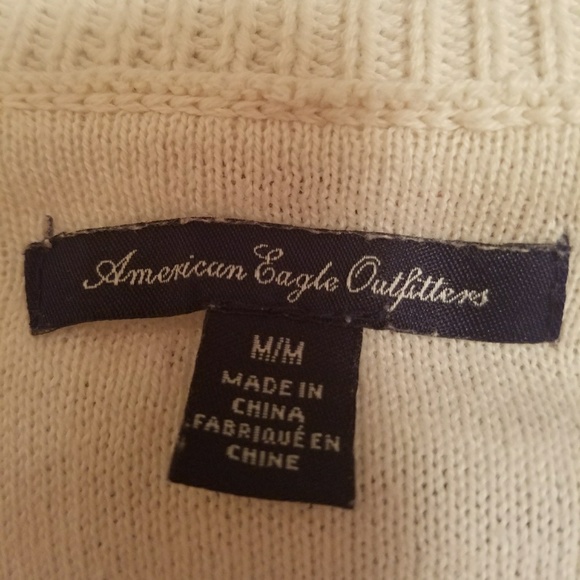 Cream AEO Sweater - Picture 3 of 3